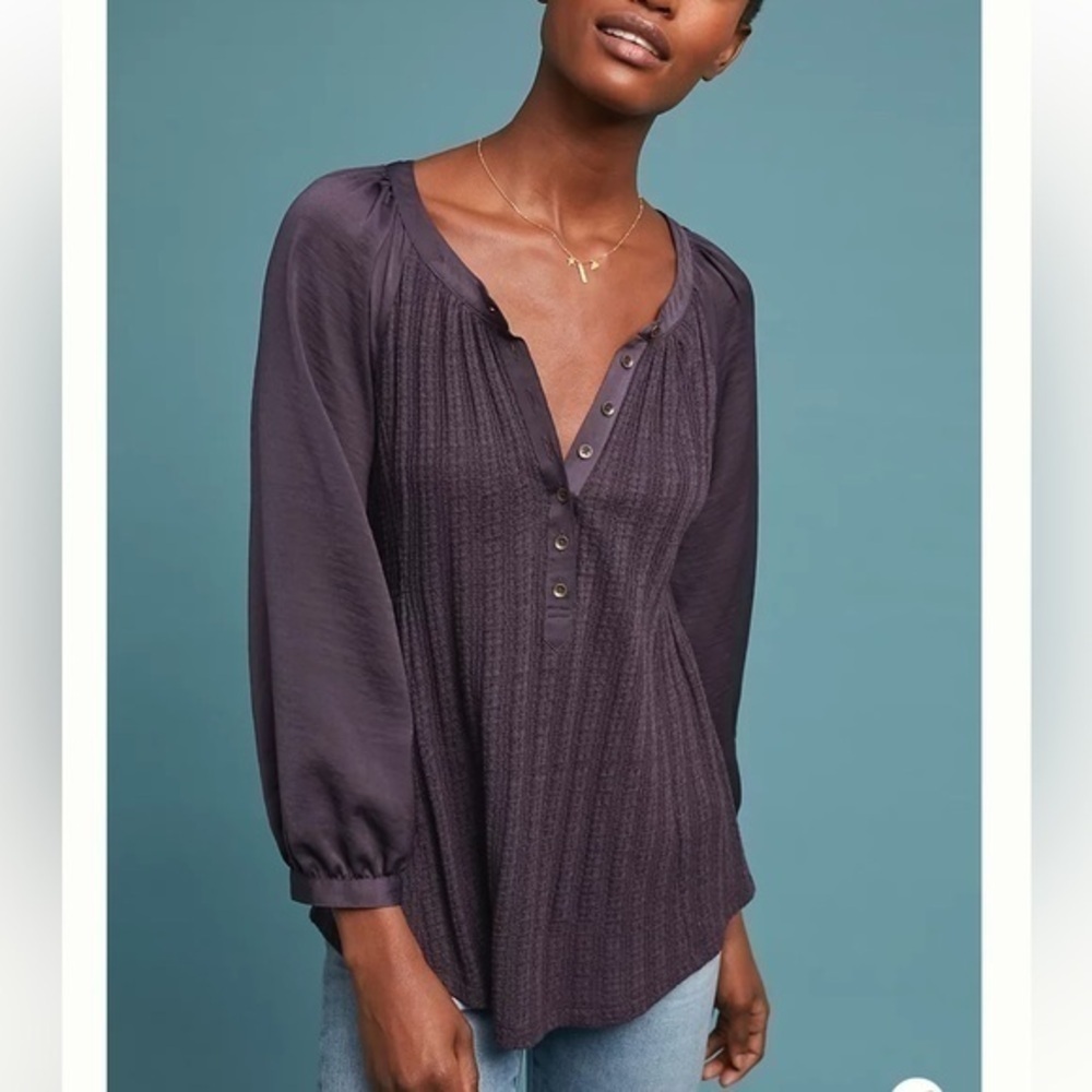 Anthropologie Meadow Rue Kersee Henley Top, EUC, plum, size XS